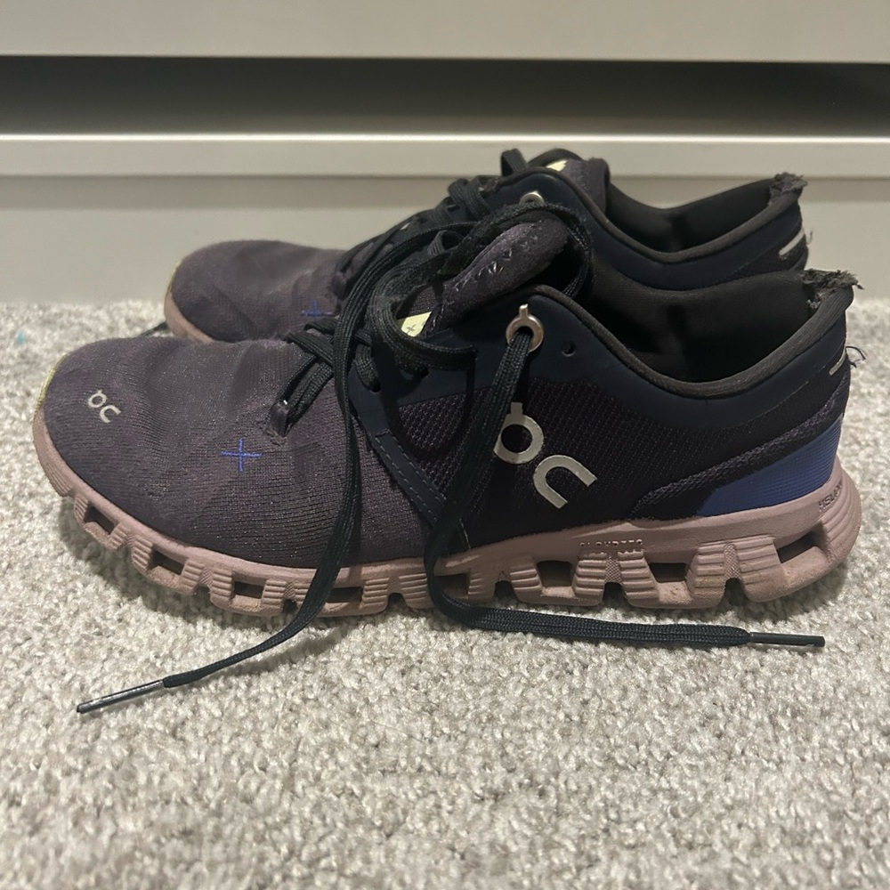 On Cloud Dark Purple Sneakers